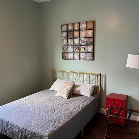 Апартаменты Chilled Pad 2 Blocks From The French Quarters Новый Орлеан Экстерьер фото